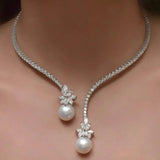 Collar elegante y brillante con perlas hecho de plata esterlina