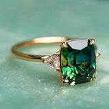 Lycka - Anillo de Oro con Circonita Verde